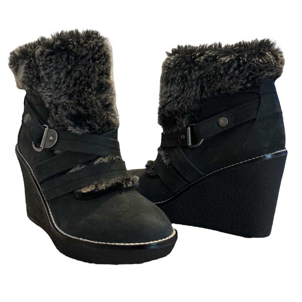 Fergie faux fur ankle boots (6)